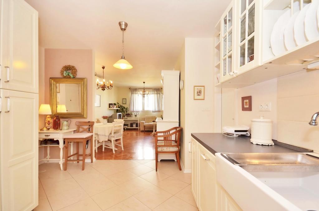 Apartments Zoran Split Ruang foto